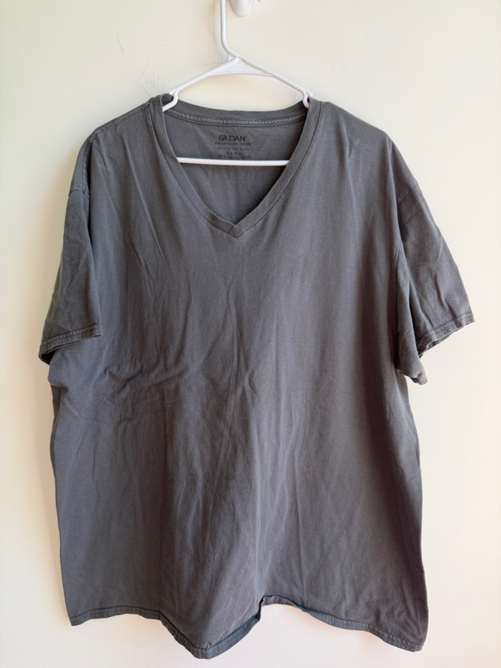 Gildan Men's V-Neck T-Shirt in Charcoal